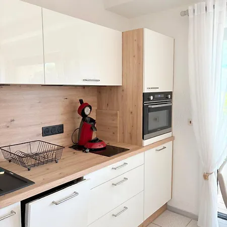 St Cyprien Rez De Jardin Ensoleille Proche